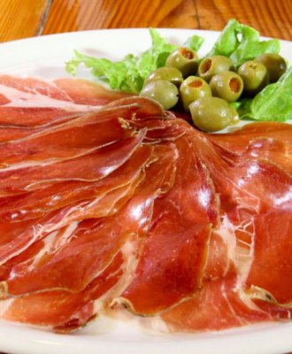 6 Mouthwatering Croatian Dishes to Fall in Love Right Away on Your Croatian Boat Trip